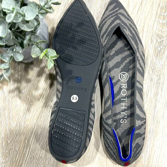 Rothy’s zebra gray size 6.5 flat pointed woman’s shoes - Picture 8 of 12